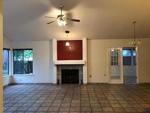 3rd image of 9303 Andersonville Ln