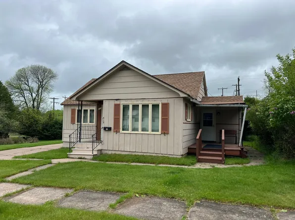 413 Amber St, Iron River, MI