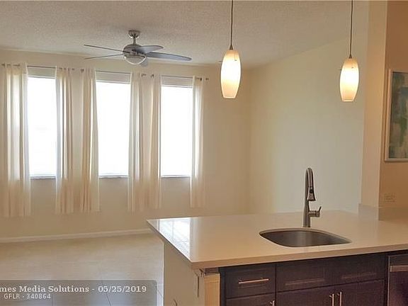 2nd image of 533 NE 3rd Ave APT 538