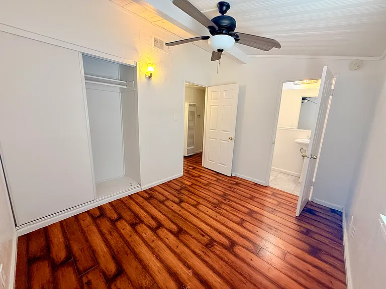 45503 Genoa Ave — Photo 8