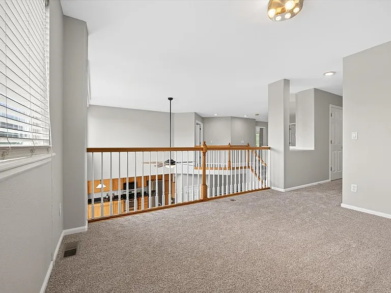 11572 Pine Hill St — Photo 24