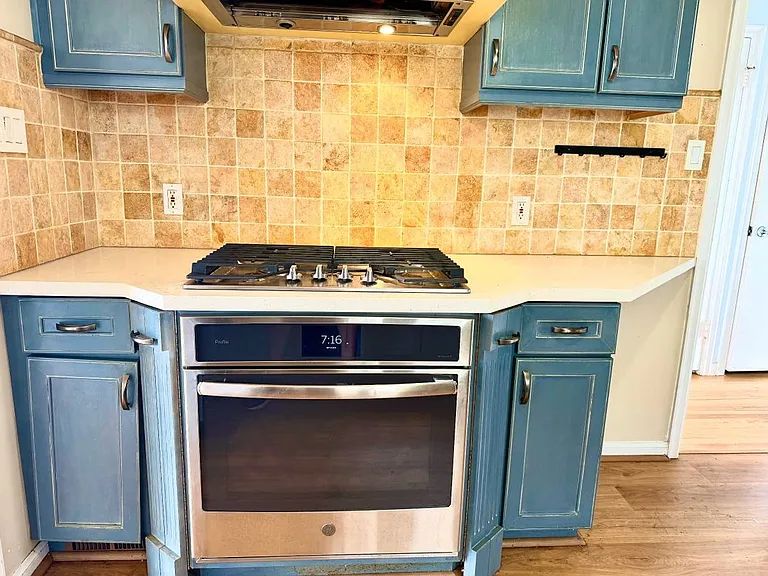 68 Crestline Ave — Photo 10