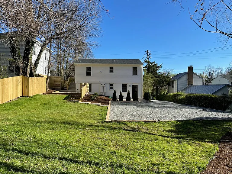 1025 Grove St #A — Photo 11
