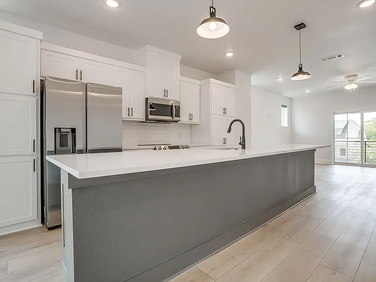 2811 Forest Park Blvd — Photo 20