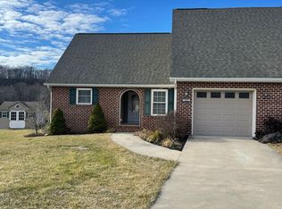 122 Hollen Mill Ct, Bridgewater, VA 22812