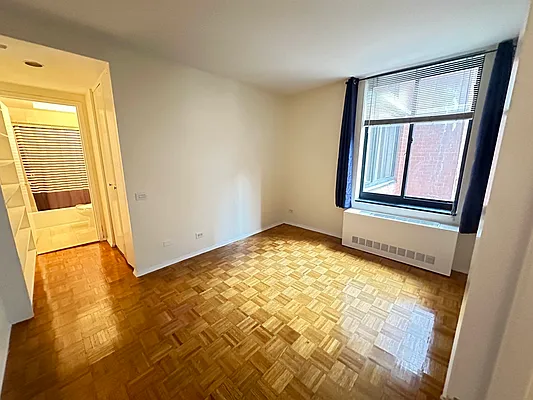 Rented by Compass | media 6