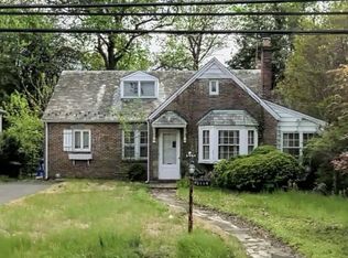 2114 Seminary Rd, Silver Spring, MD 20910