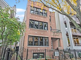 2310 N Leavitt St #1, Chicago, IL 60647