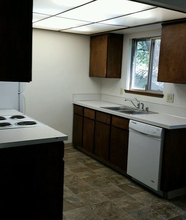 1st image of 1617 Ash St
