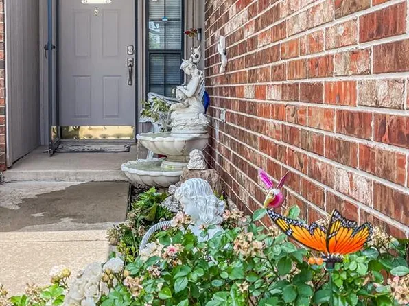 720 SW 155th Pl, Oklahoma City, OK 73170