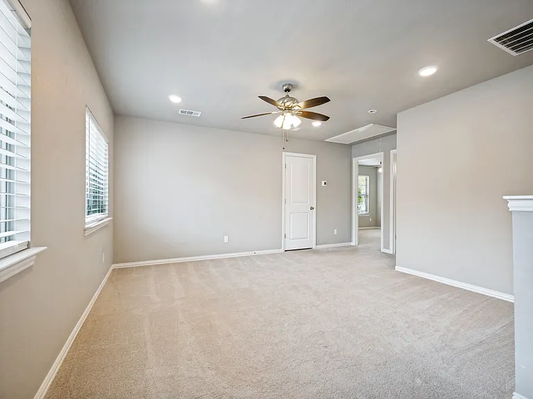 122 Elm Ln — Photo 18