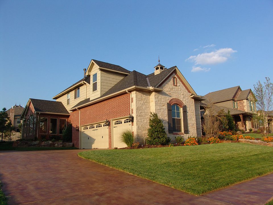 1st image of 7625 Canyon Lakes Dr