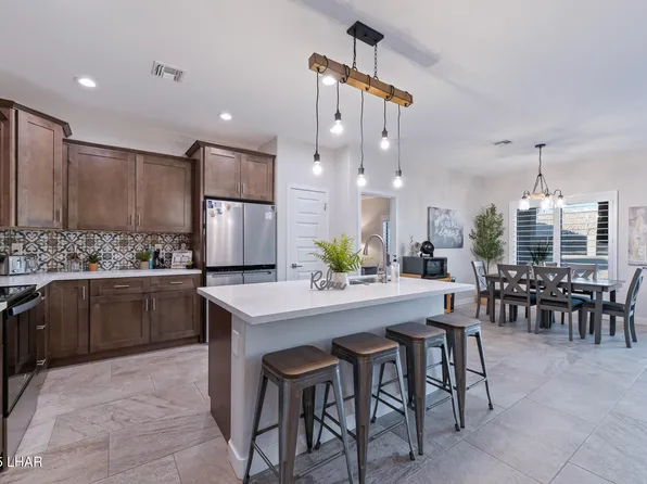 2997 Edgewood Dr, Lake Havasu City, AZ 86406