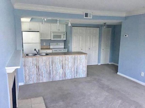 100 Fairway Park Blvd UNIT 208