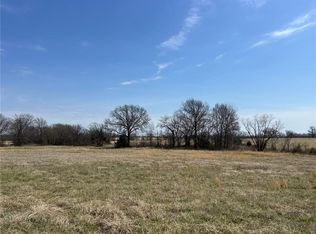 Bb Hwy, Nevada, MO 64772