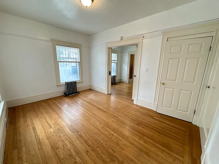 1101 Pine St #104 — Photo 2