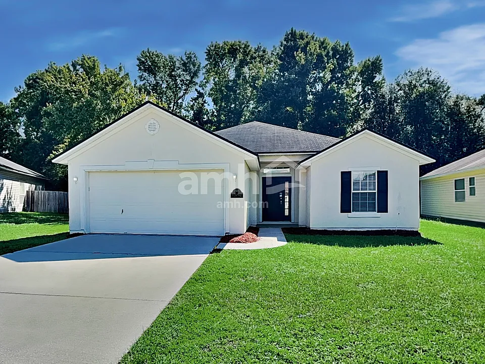 12052 Hayden Lakes Cir