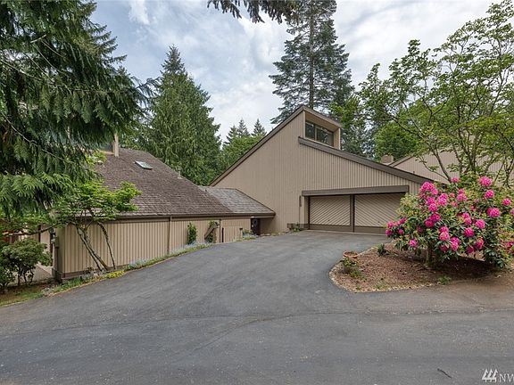 2nd image of 2406 Sahalee Dr W