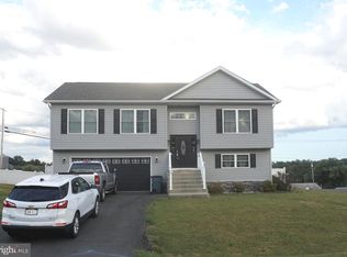 16 Gulkana Glacier Ln, Martinsburg, WV 25403