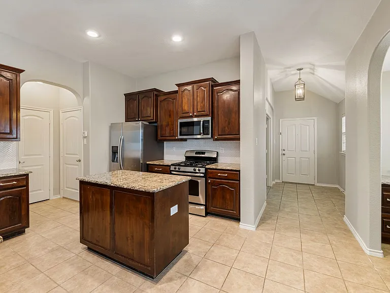 5005 Cassidy Ln — Photo 8
