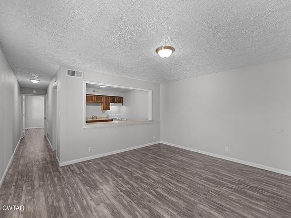 5th image of 1000 Hollywood Dr