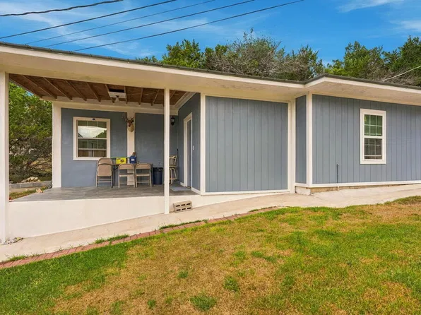 330 Sparkman Dr, Kerrville, TX 78028