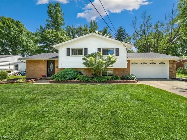 68 Dorland Ave, Berea, OH 44017