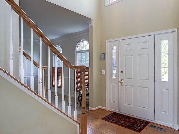 4th image of 15413 Berry Pond Pl