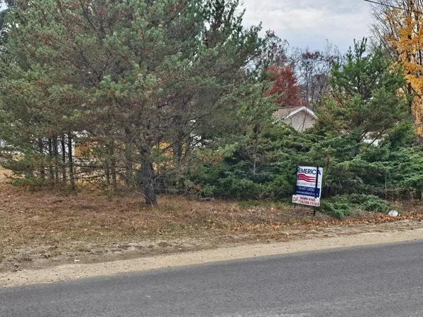 10312 E Carter Rd, Saint Helen, MI 48656