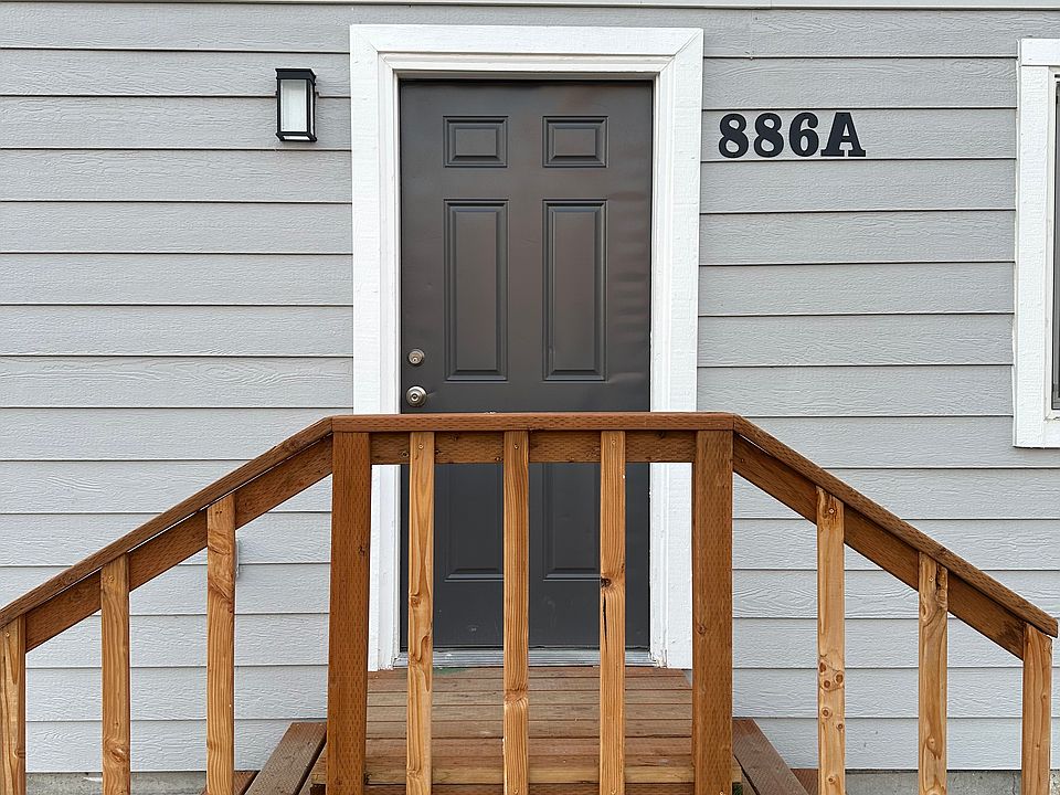 1st image of 886 Wood St #A