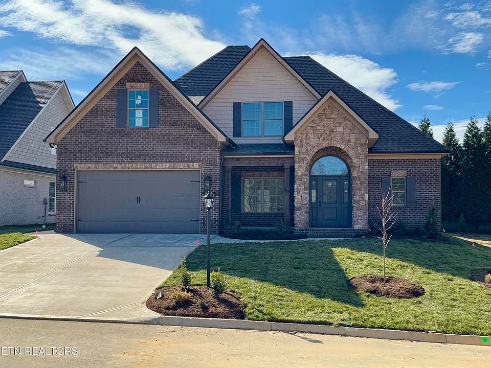 1st image of 12010 Avery Woods Ln