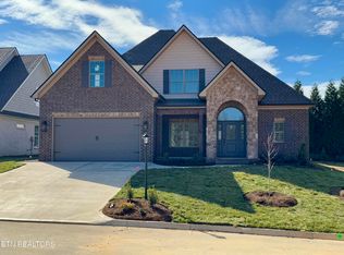 12010 Avery Woods Ln, Knoxville, TN 37921
