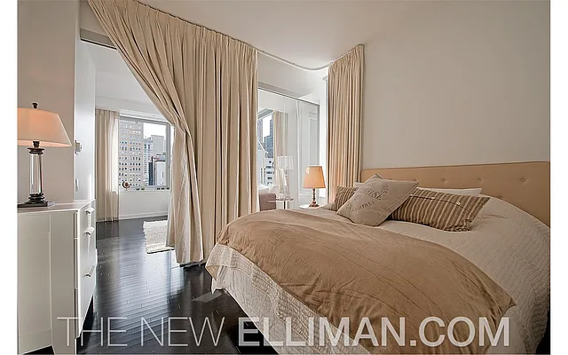 Rented by Douglas Elliman | media 15