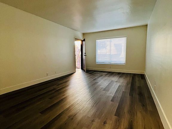 3rd image of 4040 Palmwood Dr #11337868