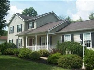 49580 S Park Cir, East Liverpool, OH