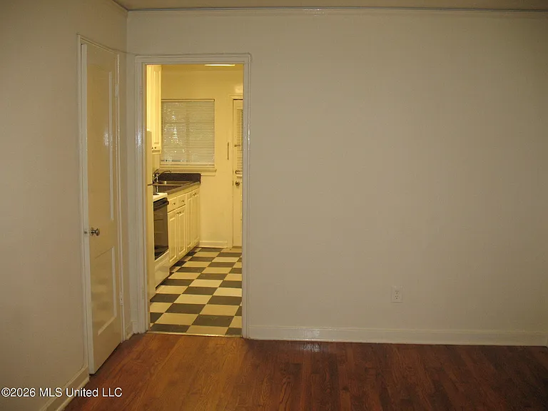 1004 Poplar Blvd #2 — Photo 5