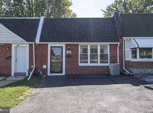 133 E Laughead Ave, Marcus Hook, PA 19061