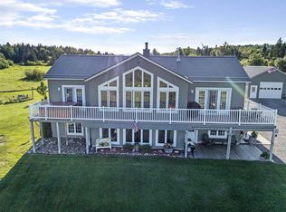 794 Reed Rd, Colebrook, NH 03576