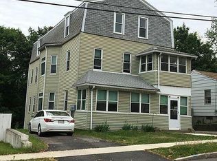 29 Academy St, Chicopee, MA 01013