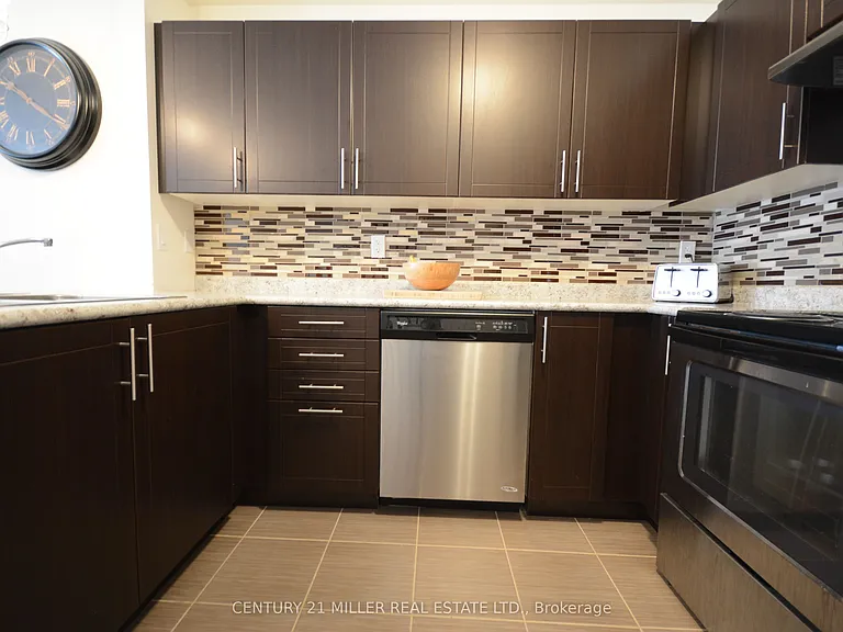 2420 Baronwood Dr #3 — Photo 4