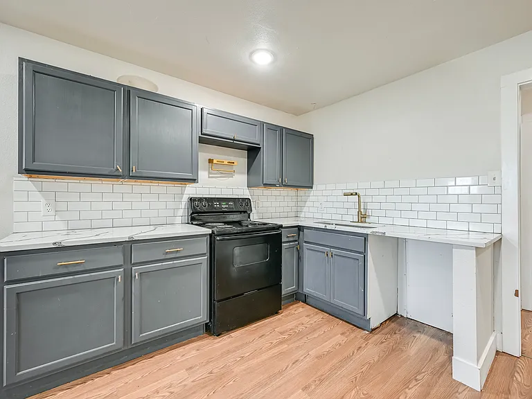 1217 E Richmond Ave — Photo 5