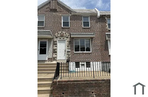 Building Photo - 4537 Loring St