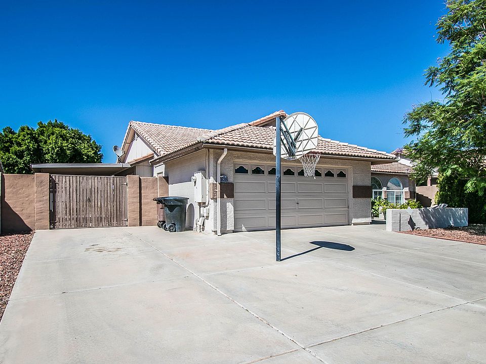 1st image of 7626 W Windrose Dr