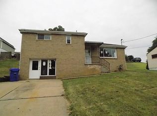 2104 Butler St, Oakdale, PA 15071