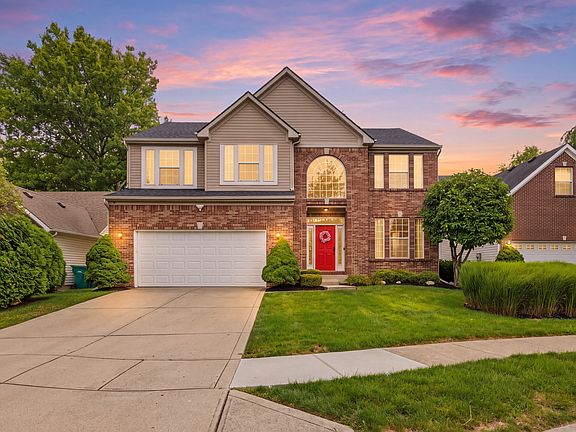 2nd image of 6513 Sussex Dr