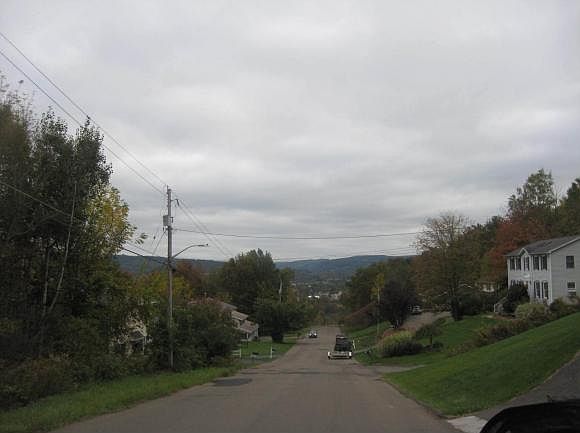 2nd image of 106 Skye Island Dr