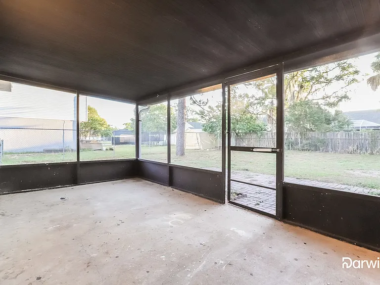 5070 Teather St — Photo 15