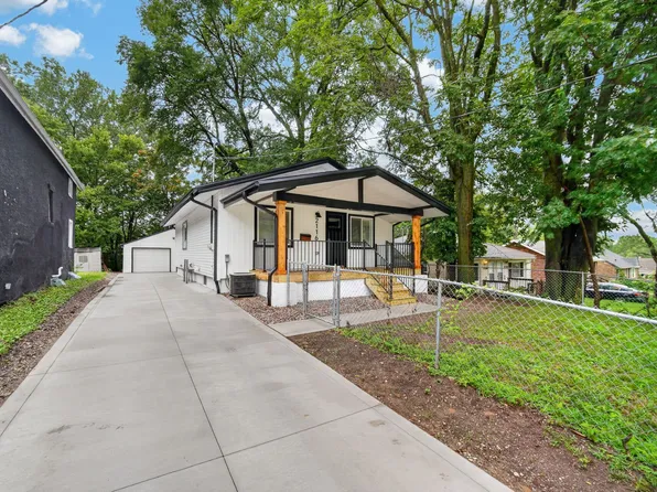 2116 23rd St, Des Moines, IA 50310