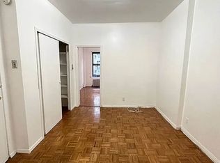418 E 73rd St #2EF, New York, NY 10021