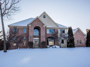 4755 Danbury Dr, Brookfield, WI 53045